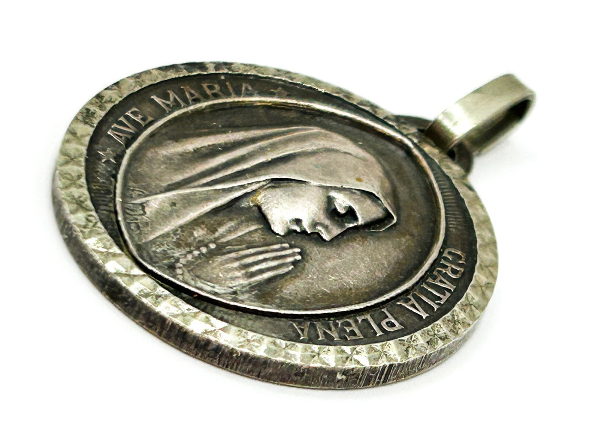 Vintage Our Lady Lourdes Medal Pendant Ave Maria Catholic Virgin Mary 2.5cm