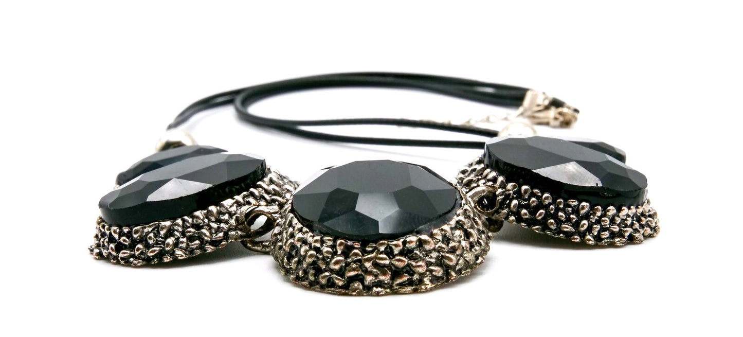 Chunky Silver Tone Gothic Black Glass Faceted Cabochon Statement Necklace