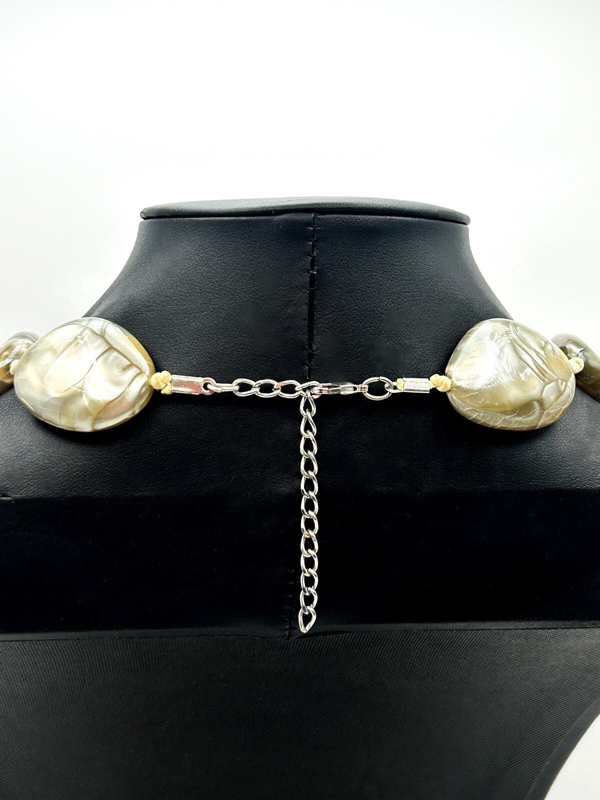 Statement Acrylic Beaded Necklace Grey Cream Marble Effect Chunky 17” Retro