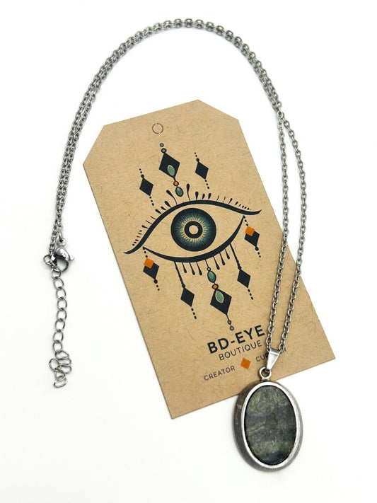 Vintage Silver-Tone Moss Agate Oval Pendant Necklace - Green Gemstone