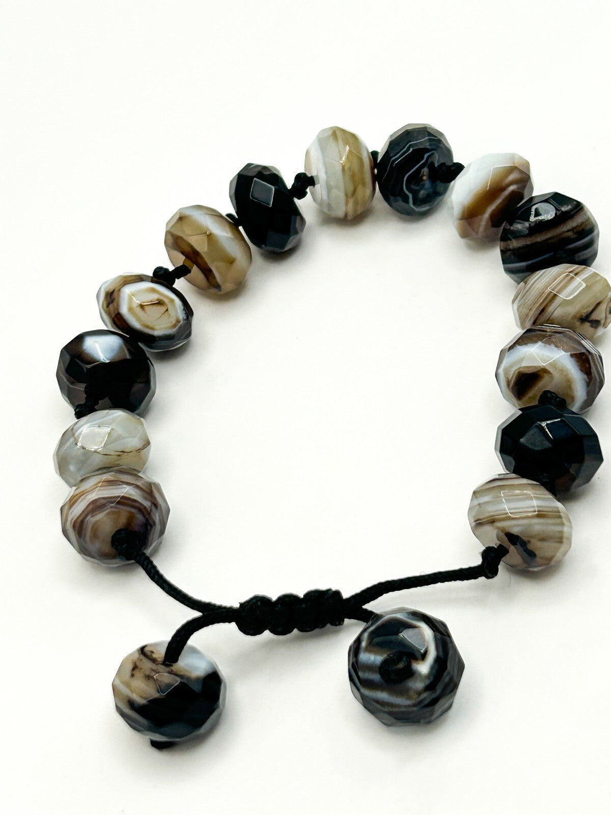 Banded Agate Faceted Bead Macramé Bracelet – Brown & Cream Adjustable