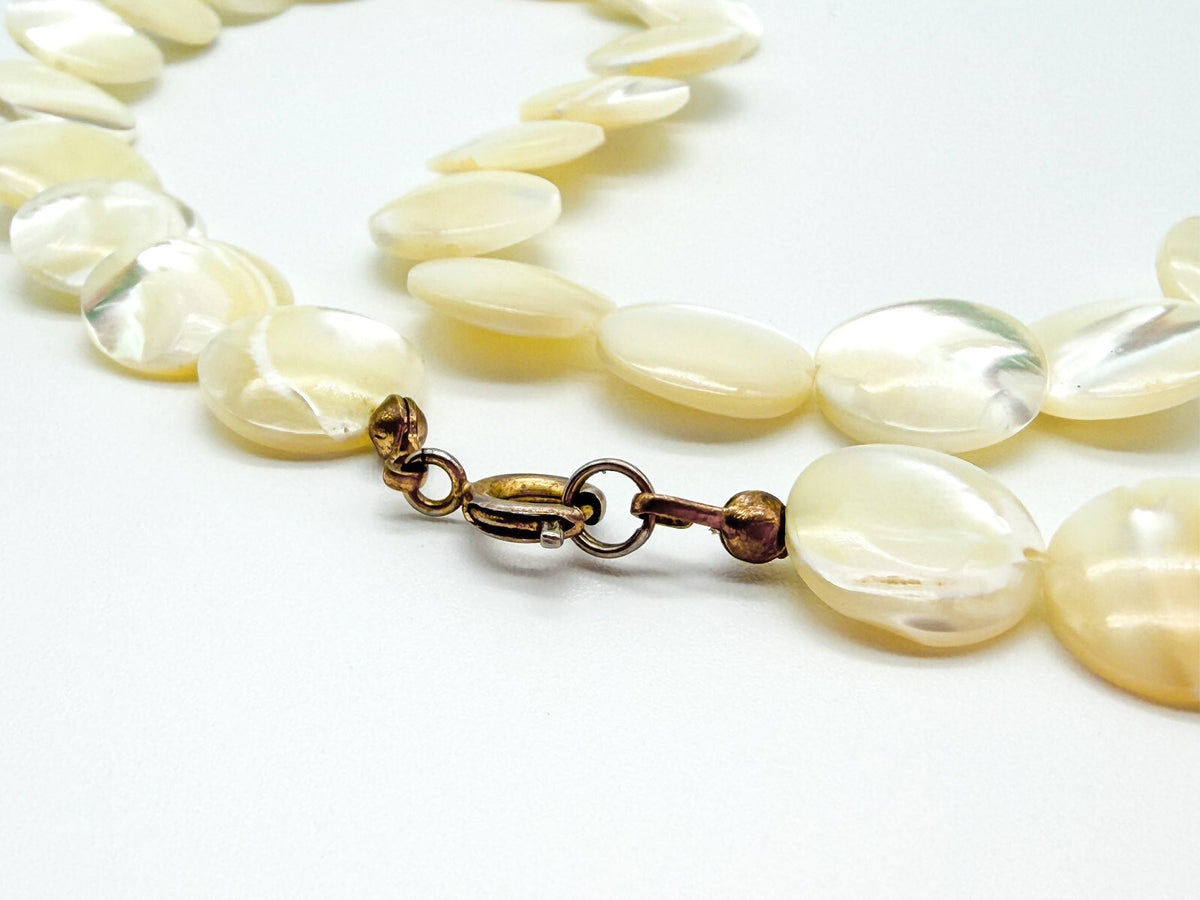 Vintage Mother of Pearl Disc Necklace Genuine Shell Choker 15.5”