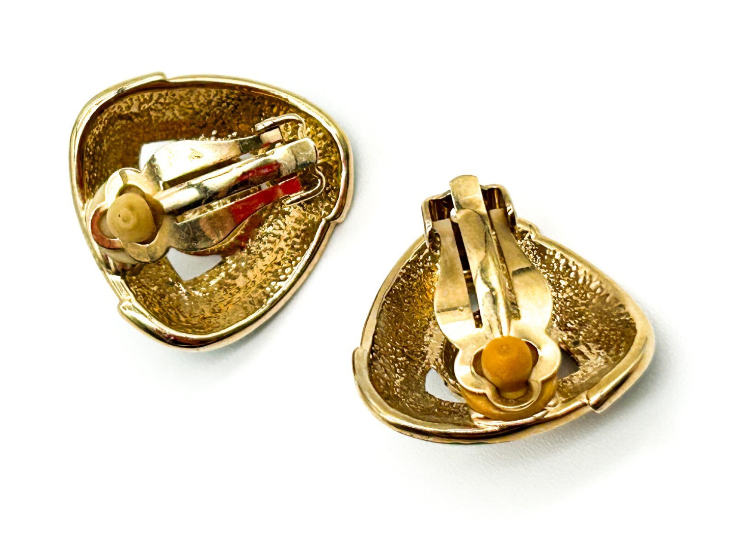 Vintage Gold Tone Green Enamel Knot Clip On Earrings – Late 80s / Early 90s