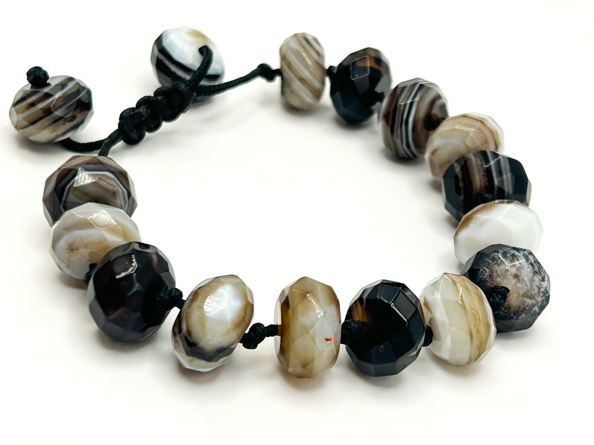 Banded Agate Faceted Bead Macramé Bracelet – Brown & Cream Adjustable