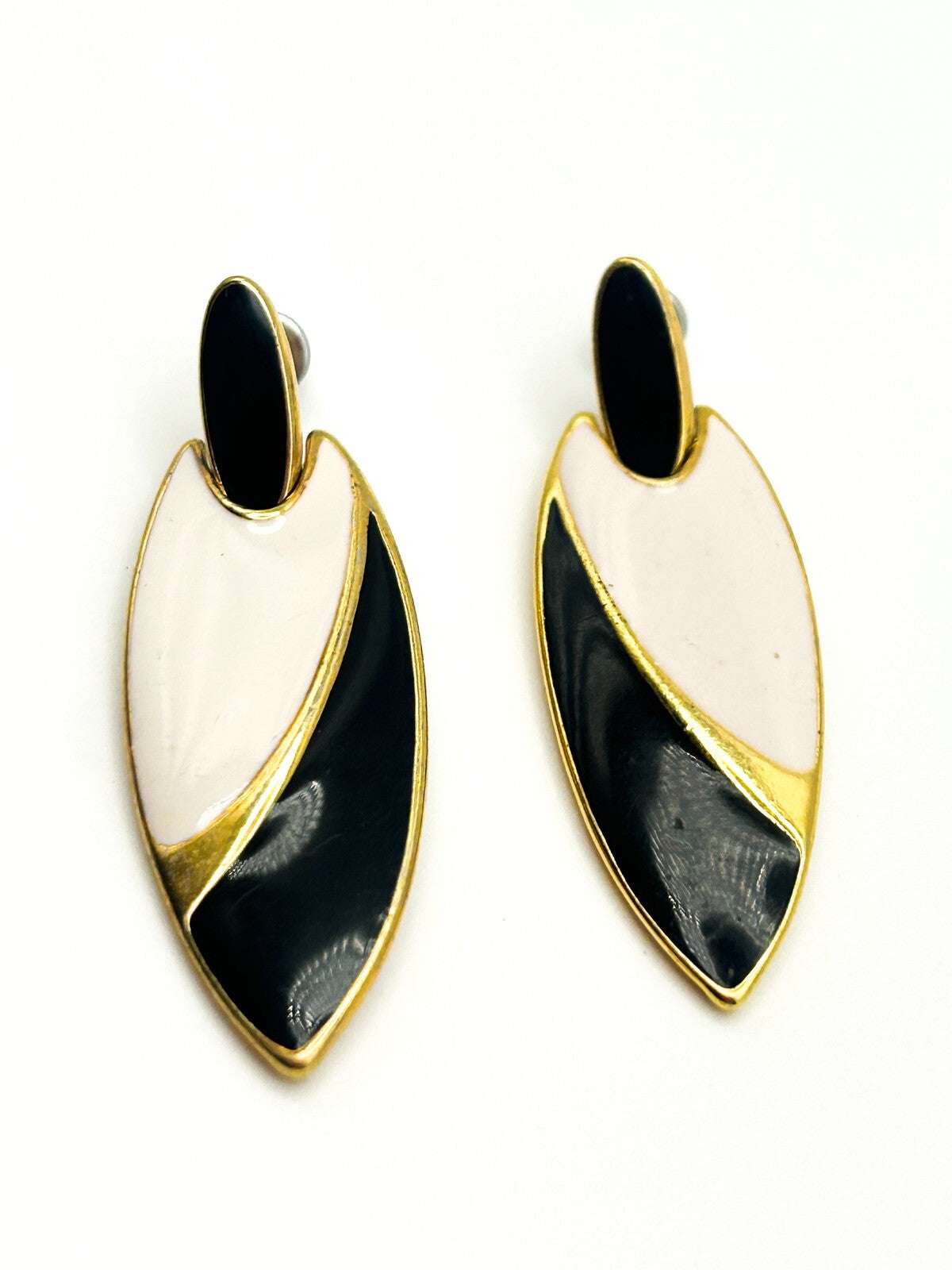 Vintage 1980s Gold Tone Black & White Enamel Marquise Articulated Drop Earrings