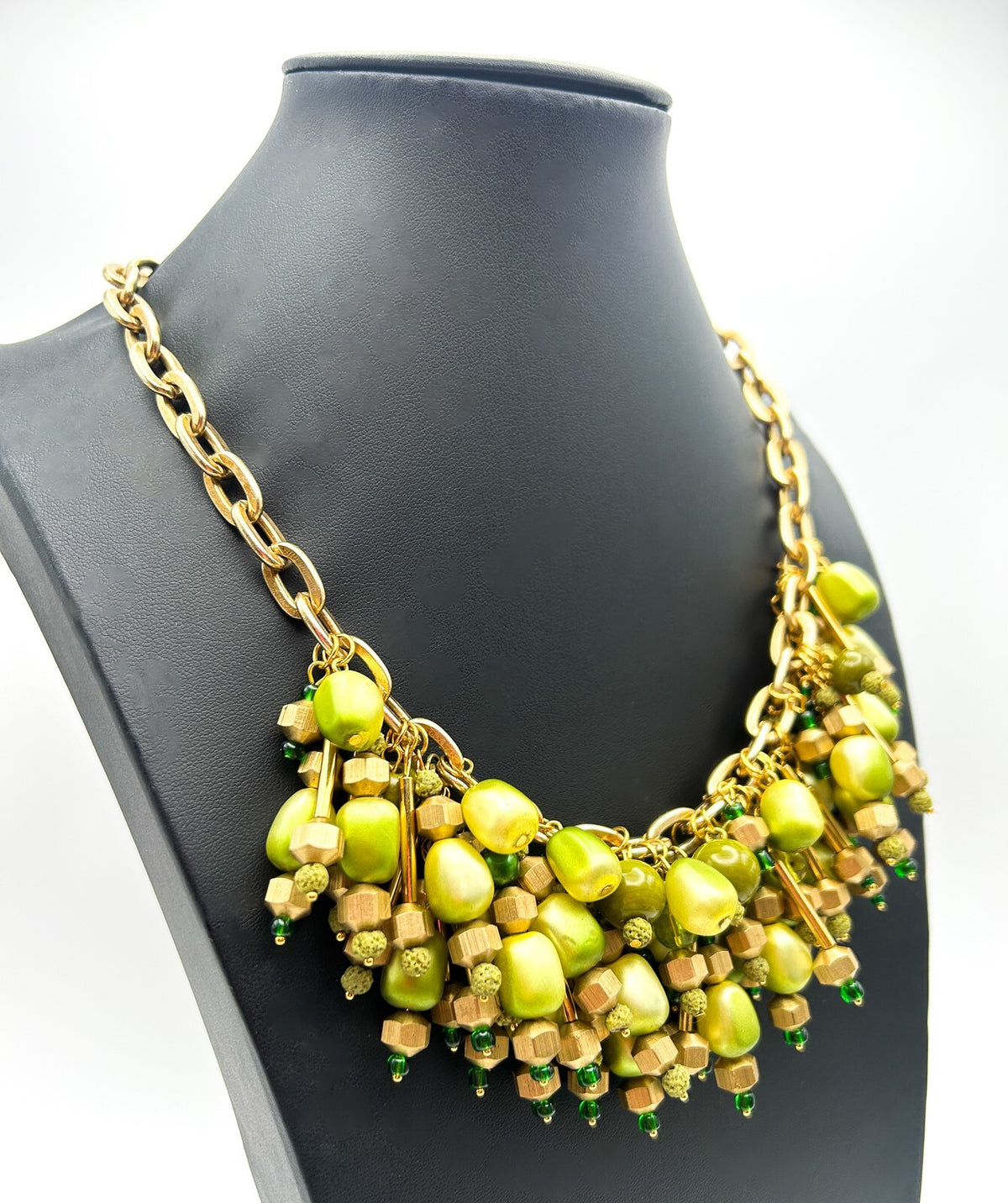 BD-Eye Original Green Cha Cha Necklace & Earrings Set Vintage Beads Statement
