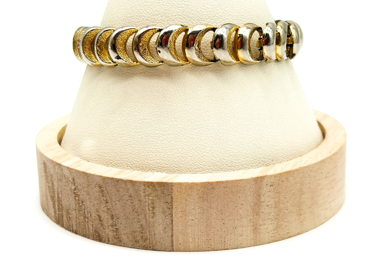 Vintage Gold Tone Semi Circle Crescent Moon Link Bracelet Articulated Bracelet