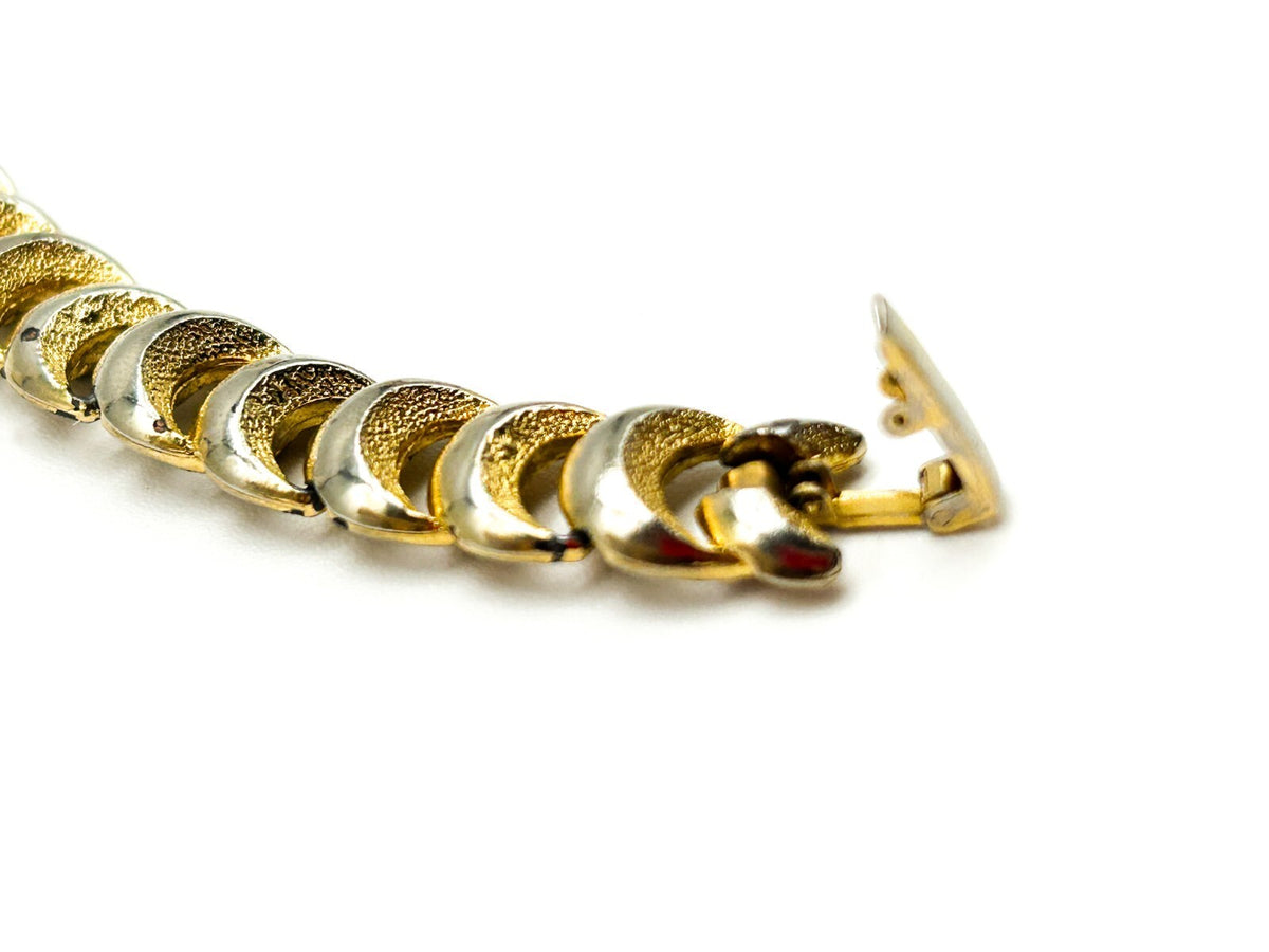 Vintage Gold Tone Semi Circle Crescent Moon Link Bracelet Articulated Bracelet