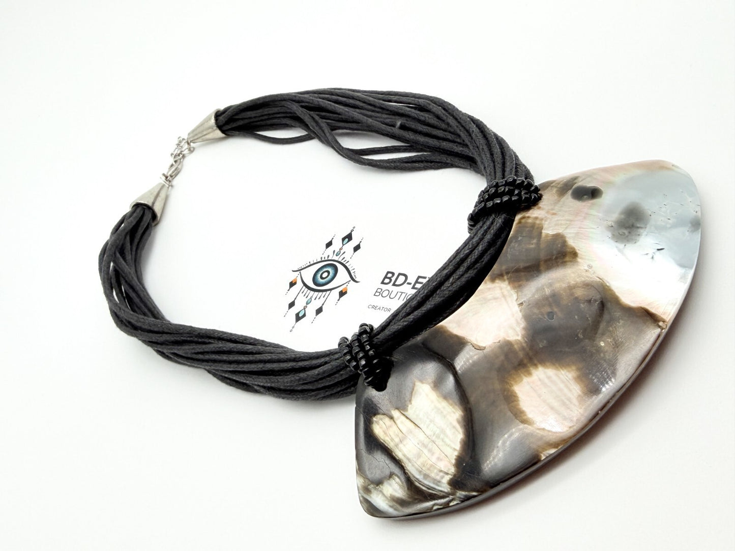 Mother of pearl necklace