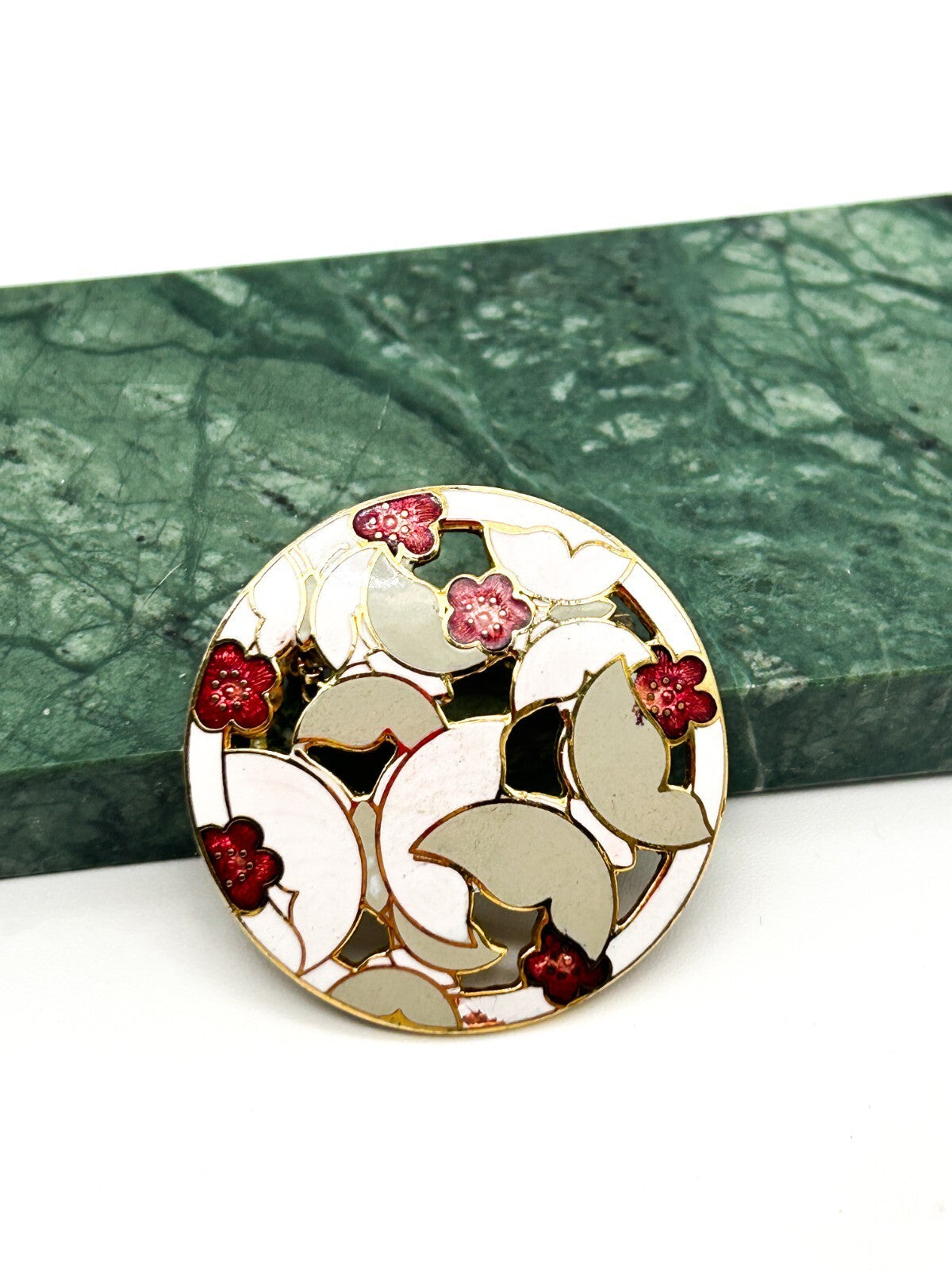 Vintage Cloisonné Enamel Floral Brooch Red White Gold Tone Disc Pin