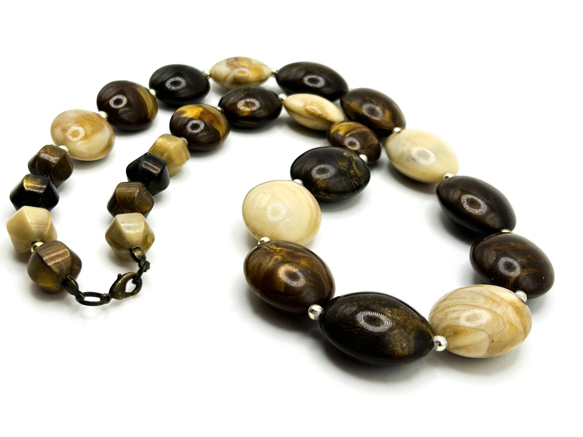 Vintage Brown Marbled Acrylic Bead Necklace Cream Caramel Chunky 70s Style 26.5”