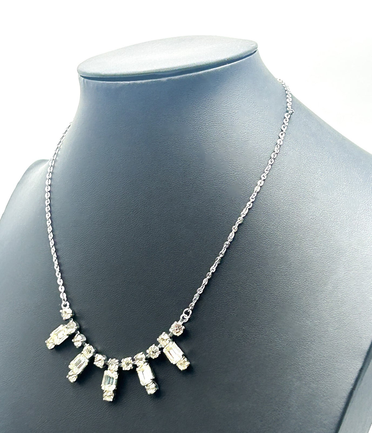 Vintage Silver Tone Rhinestone Drop Necklace with Articulated Glass Crystal