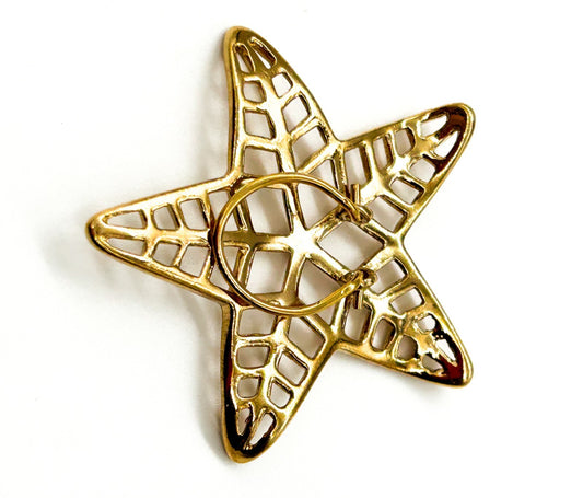 Gold Tone Openwork Starfish Scarf Clip Large Coastal Nautical Accessory 6.5cm