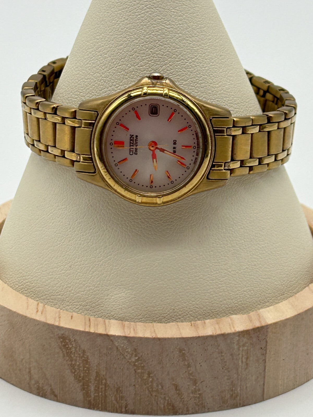 Citizen Eco Drive Ladies Gold Tone Watch Date Bracelet WR50 Japan Analogue