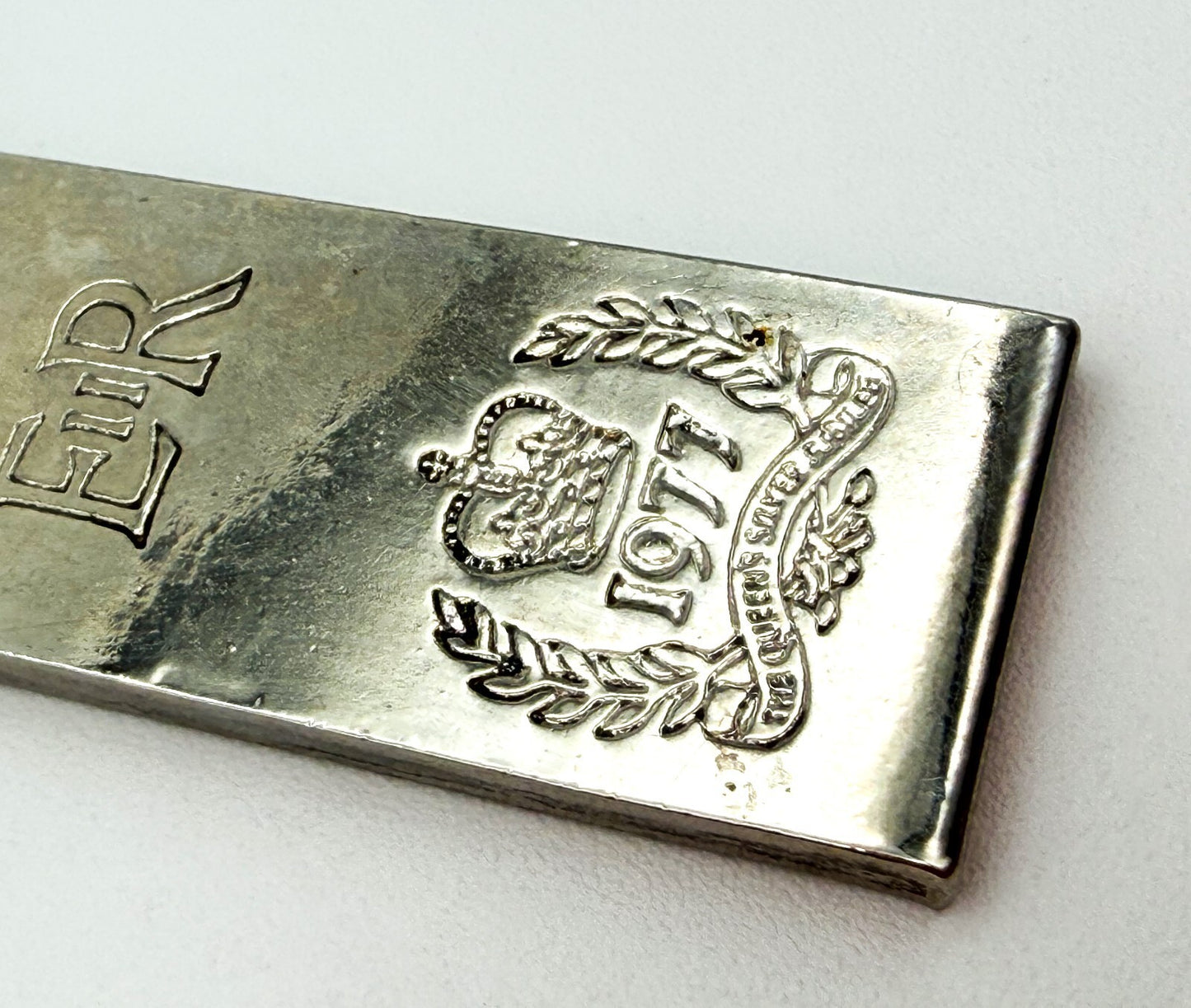 Vintage 1977 Queen Elizabeth II Silver Jubilee Ingot Pendant by A&E
