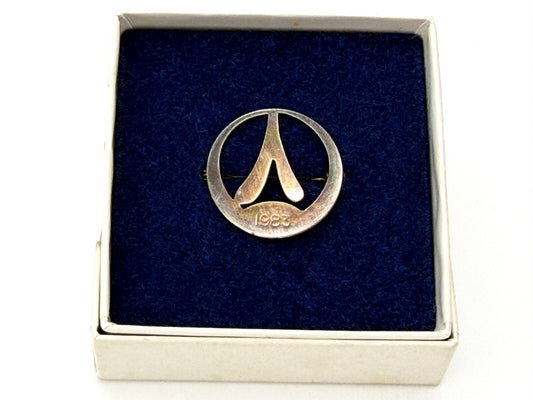Avon 925 Sterling Silver Circular Brooch 1983 – Signed Vintage Pin