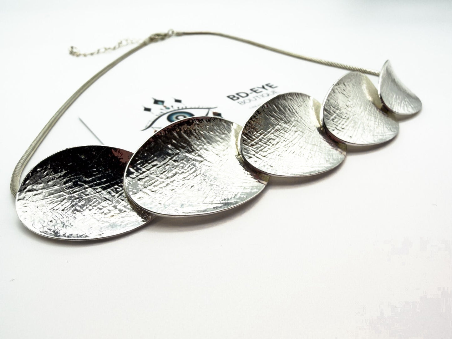 Minimalist Silver Disc Necklace Brushed Metal Overlapping Design 20”