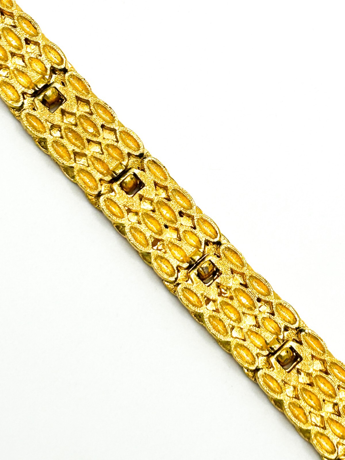 Vintage Sphinx Gold Tone Textured Oval Link Bracelet 7” Articulated Statement
