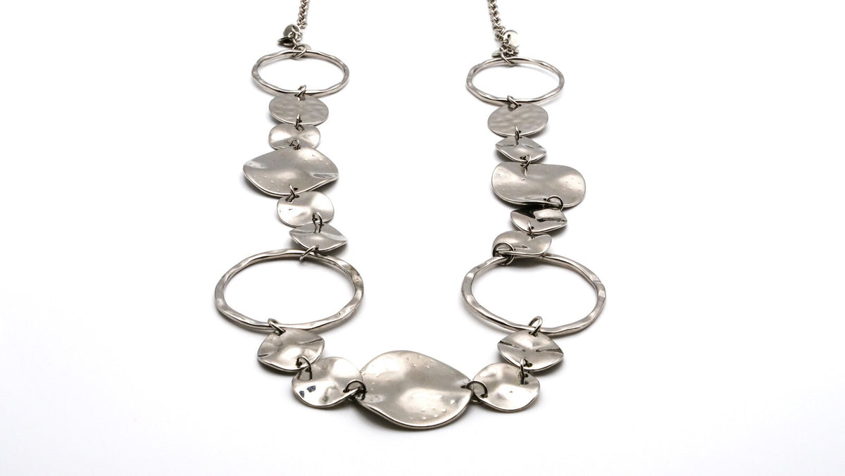 Hammered Disc & Hoop Necklace – Silver Tone