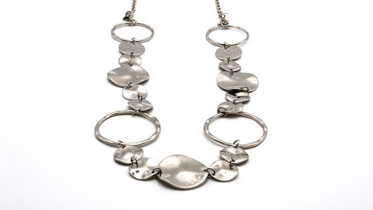 Hammered Disc & Hoop Necklace – Silver Tone