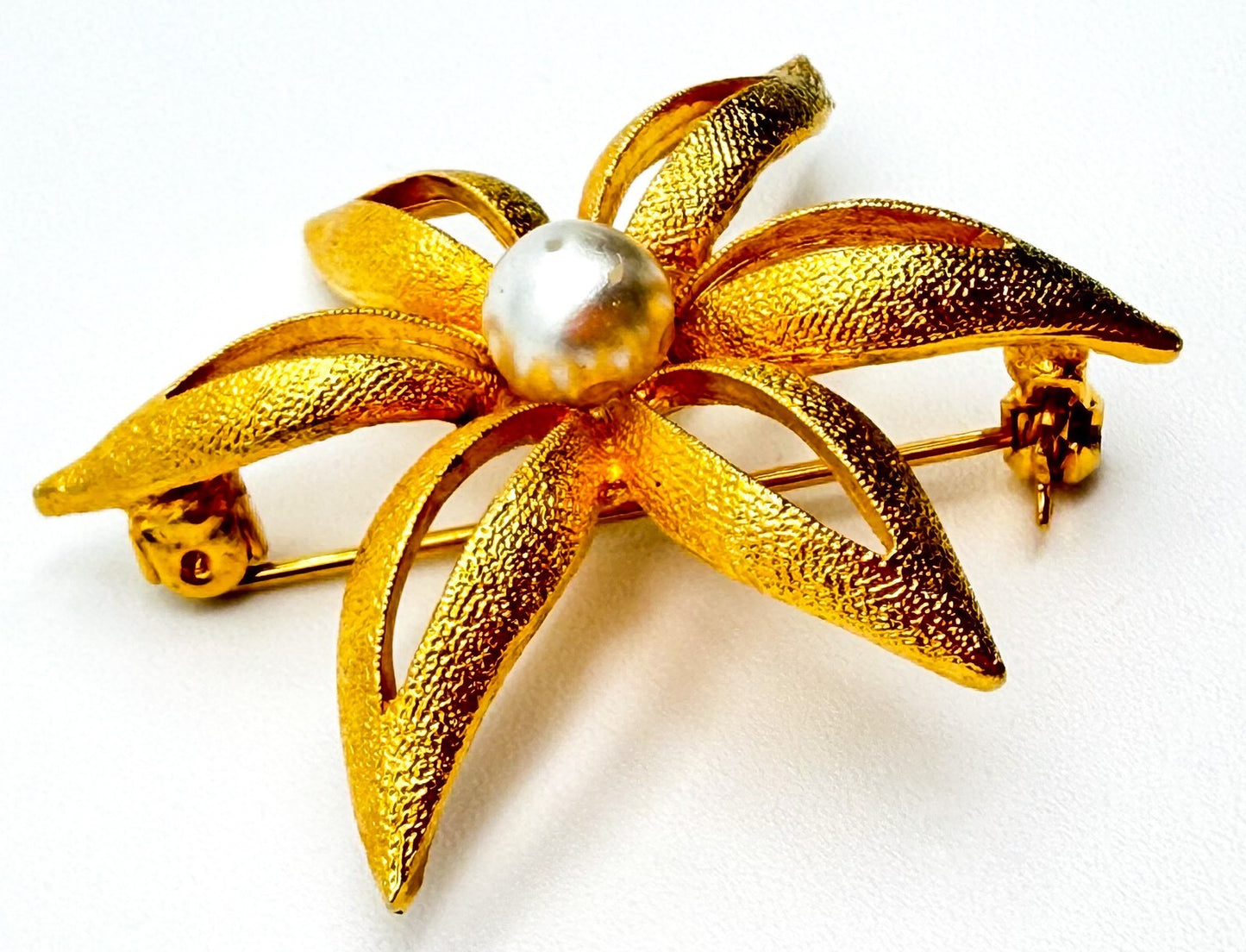 Vintage Sphinx Gold Tone Flower Brooch Faux Pearl Centre Textured Floral Pin