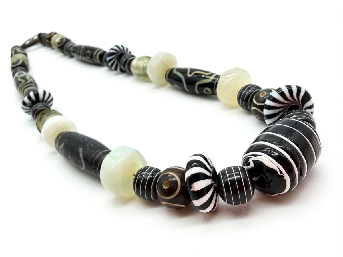 Vintage Tibetan Dzi Bead Necklace Tribal Boho Statement 25”