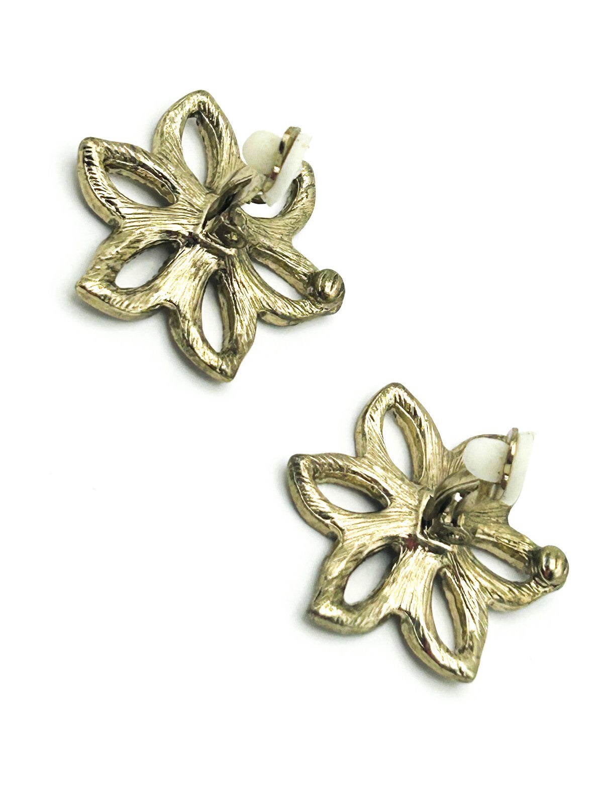Vintage Gold Tone Flower Clip-On Earrings with Purple Pink Stone Centre