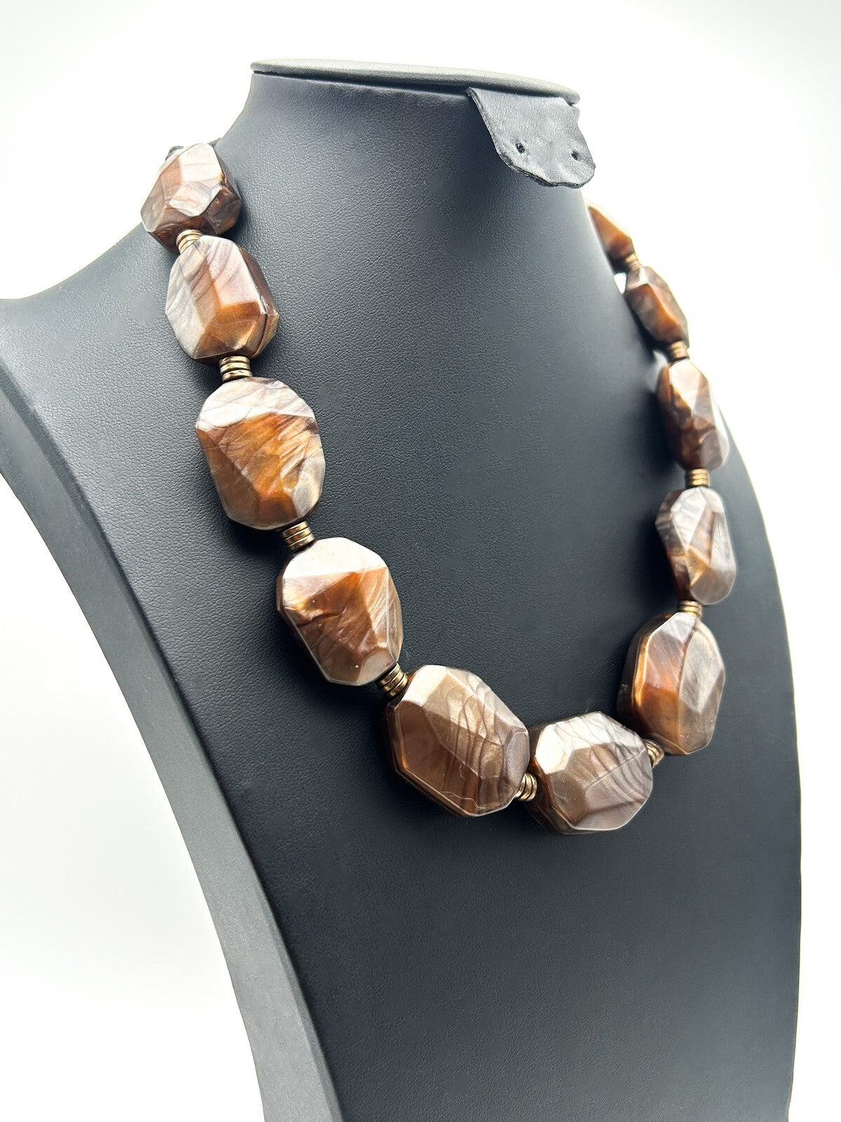 Vintage Brown Metallic Shimmer Marble-Effect Faceted Acrylic Nugget Necklace