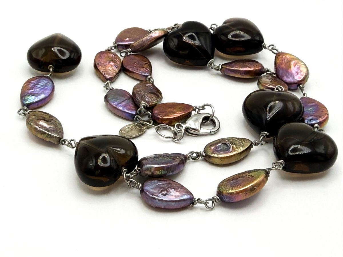 ETNIKA Iridescent Purple Keshi Pearl & Glass Heart Lariat Necklace