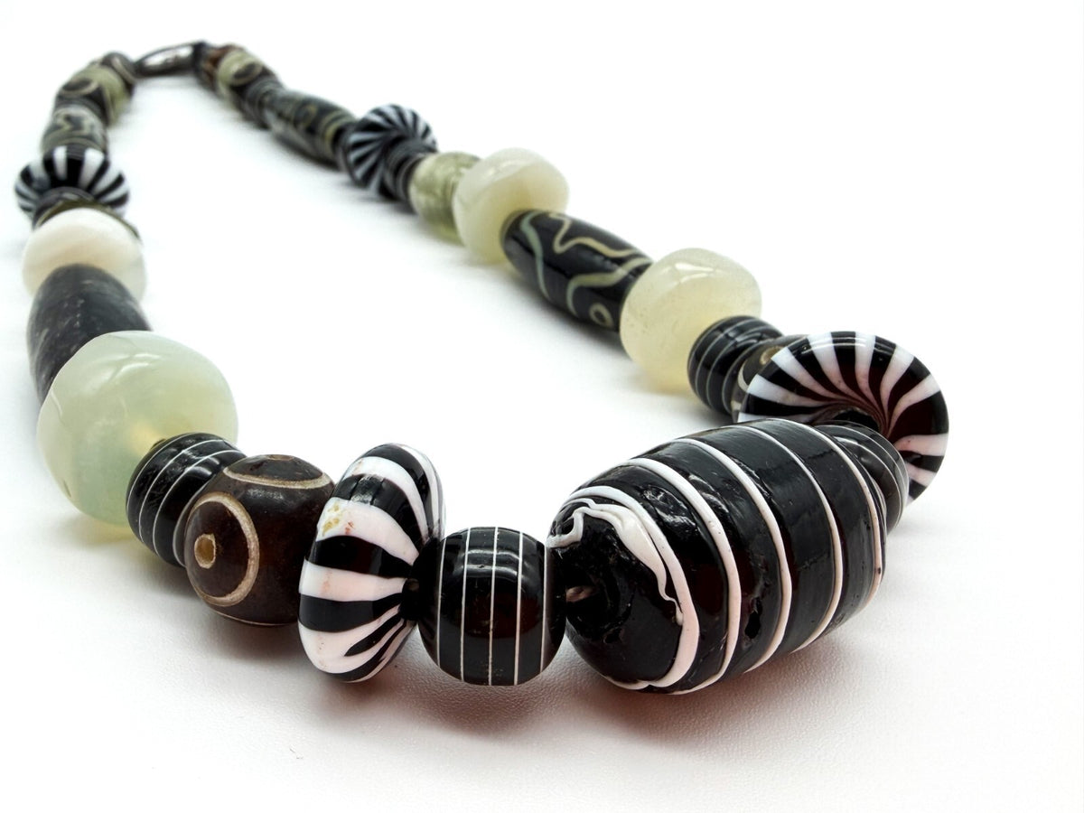 Vintage Tibetan Dzi Bead Necklace Tribal Boho Statement 25”