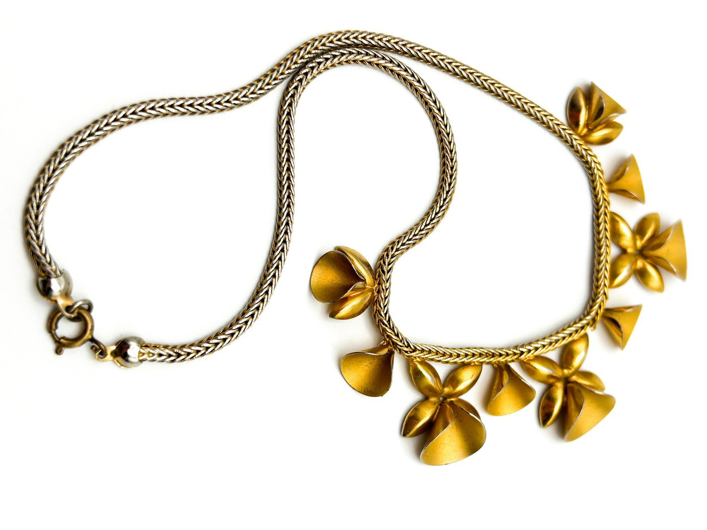 Unsigned Vintage Gold Tone Fluted Petal Flower Necklace