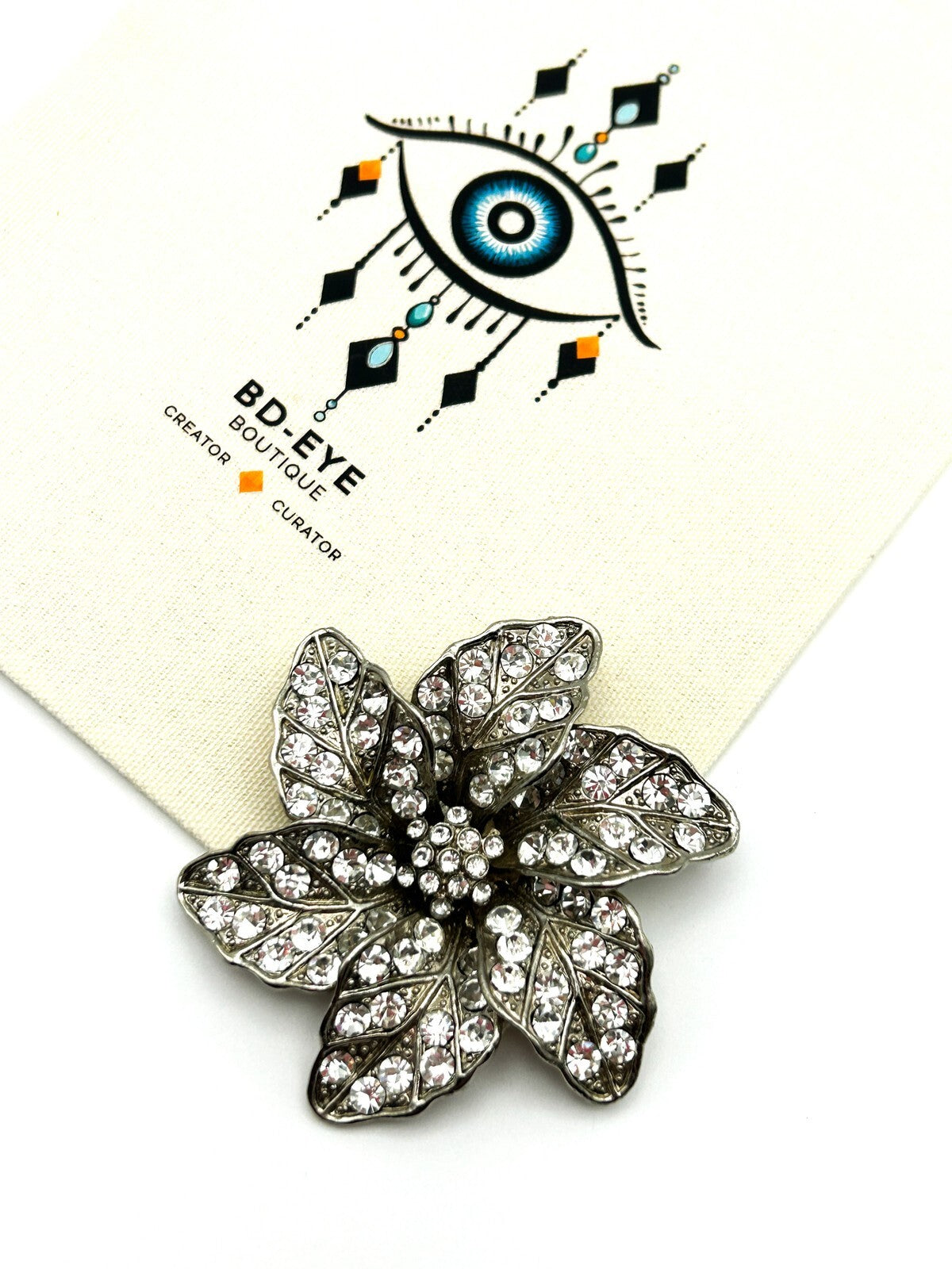 Vintage Brooch Silver Tone Rhinestone Diamanté Flower Statement Brooch 80s