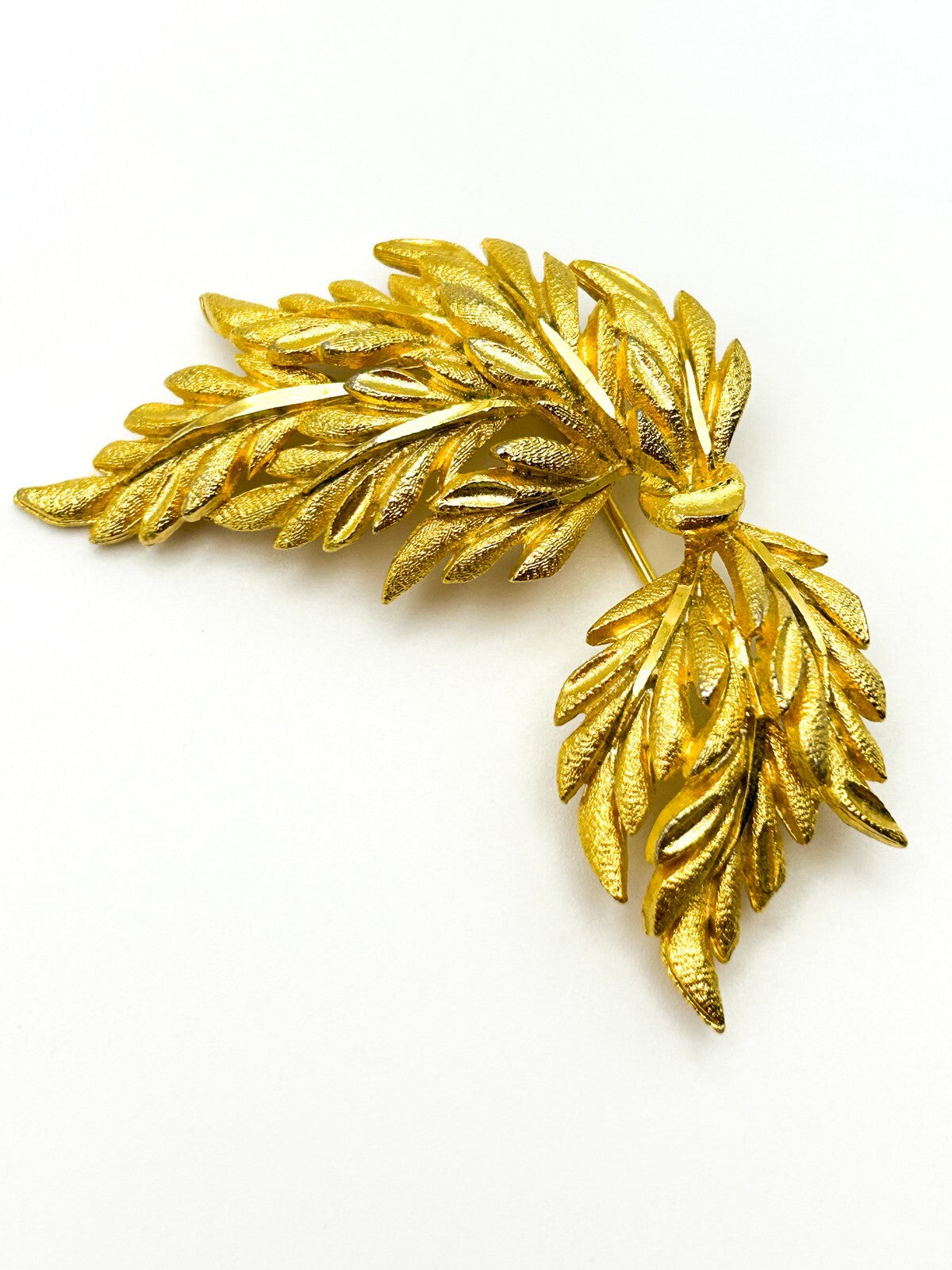 Vintage (60s) Signed Sphinx Gold Tone Wheat Sheaf Bow Brooch