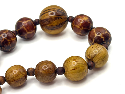 Graduated Wood Beaded Necklace - Wood Grain Detail - Warm Natural Tones