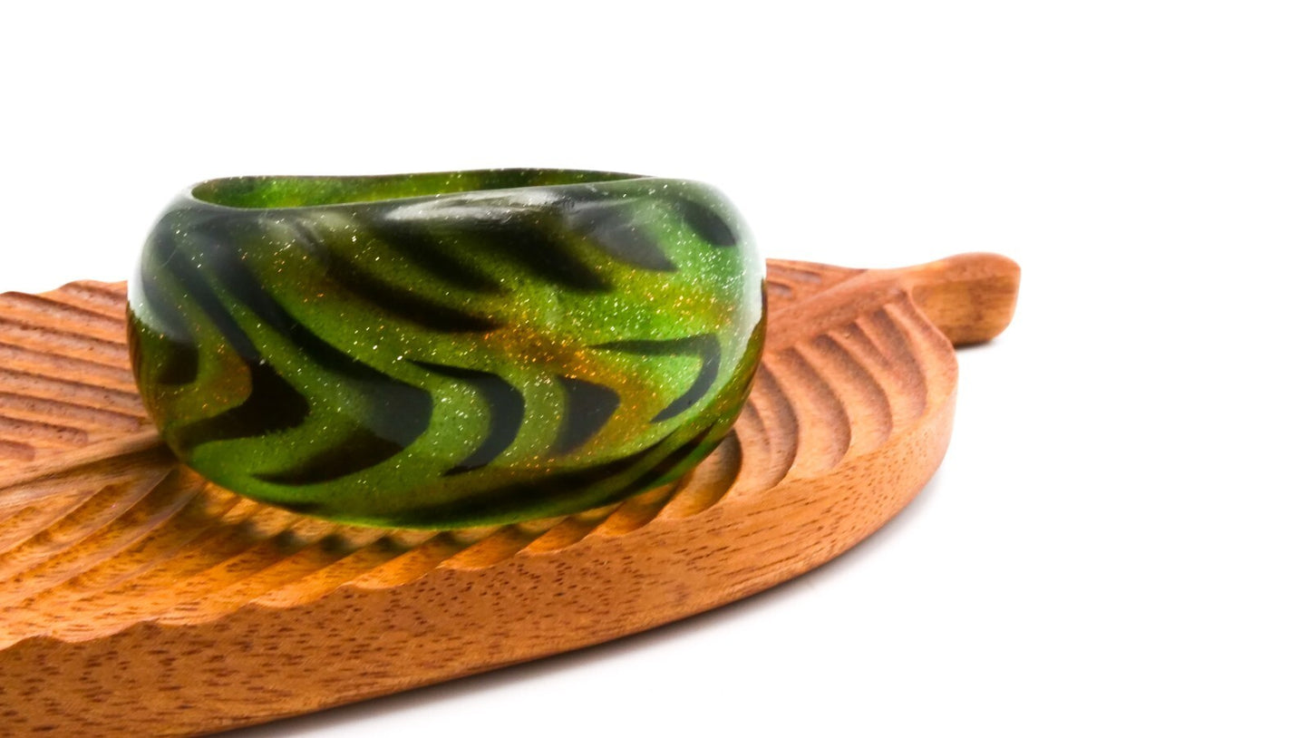 Chunky Two Tone Green Acrylic Bangle Glitter Swirl Wide Statement Bracelet Cuff