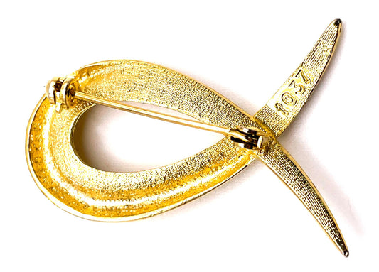 SPHINX (Signed) Textured Ribbon Crossover Brooch - Designer, excellent condition