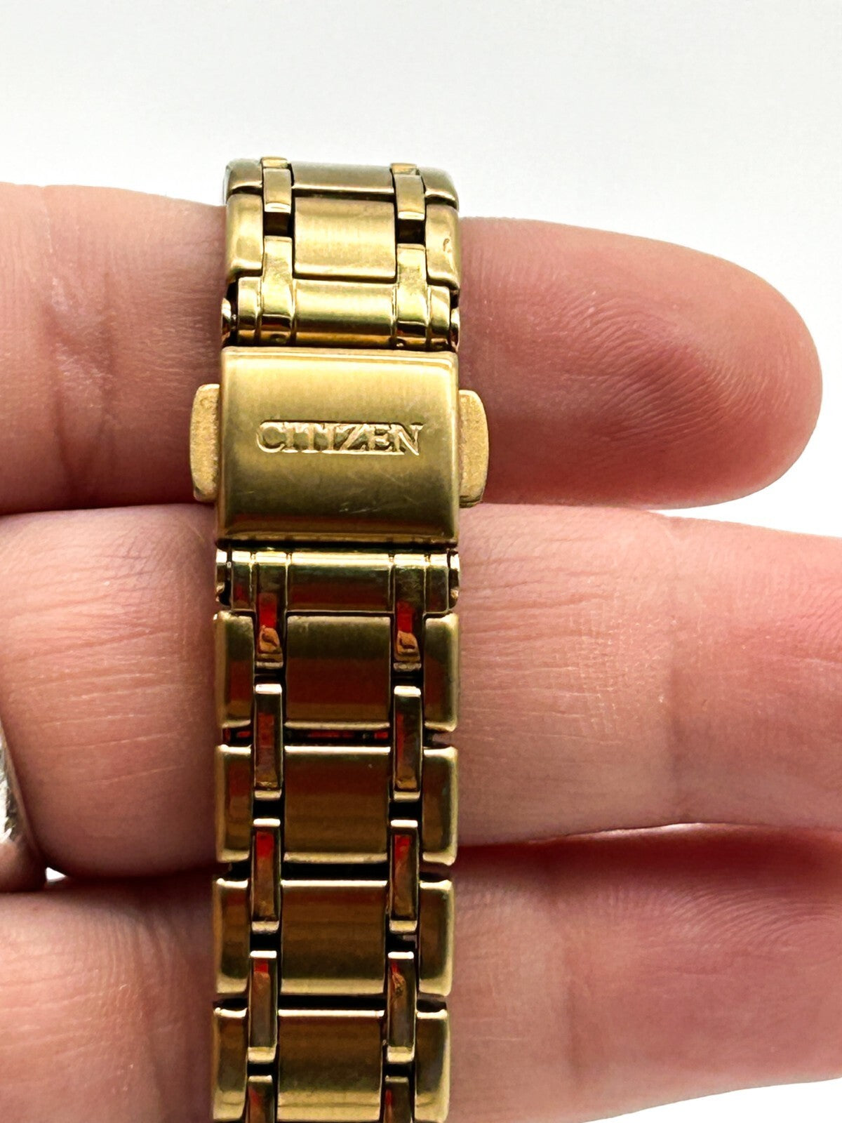 Citizen Eco Drive Ladies Gold Tone Watch Date Bracelet WR50 Japan Analogue