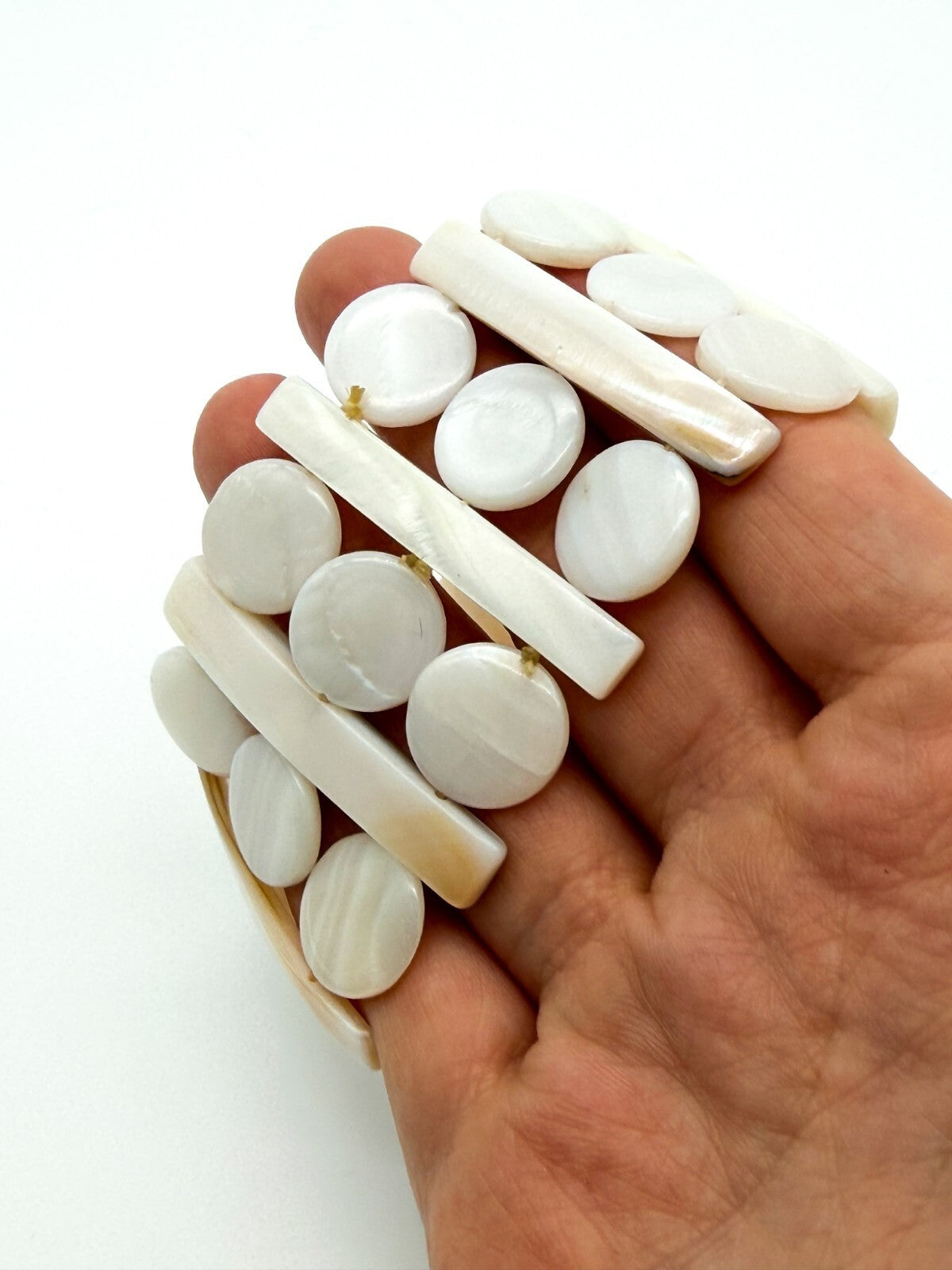 Mother of Pearl Stretch Cuff Bracelet Retro Panel Design