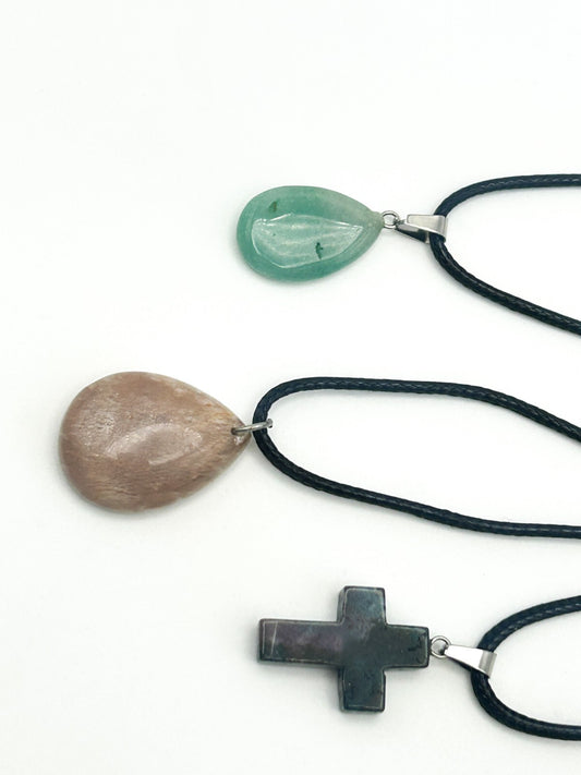 Gemstone Pendant Cord Necklace Bundle – Aventurine, Pink-Peach Stone