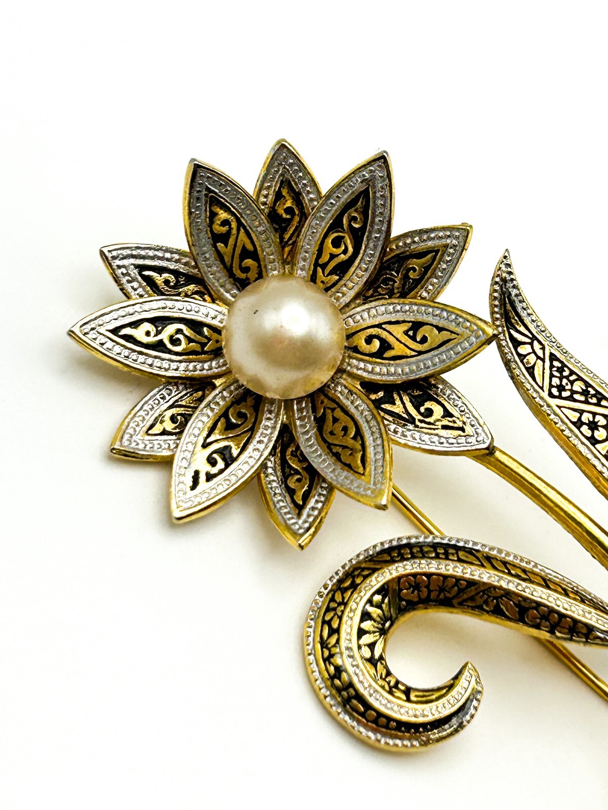 Vintage Floral Brooch Gold Tone Faux Pearl Damascene Style Flower Pin Elegant