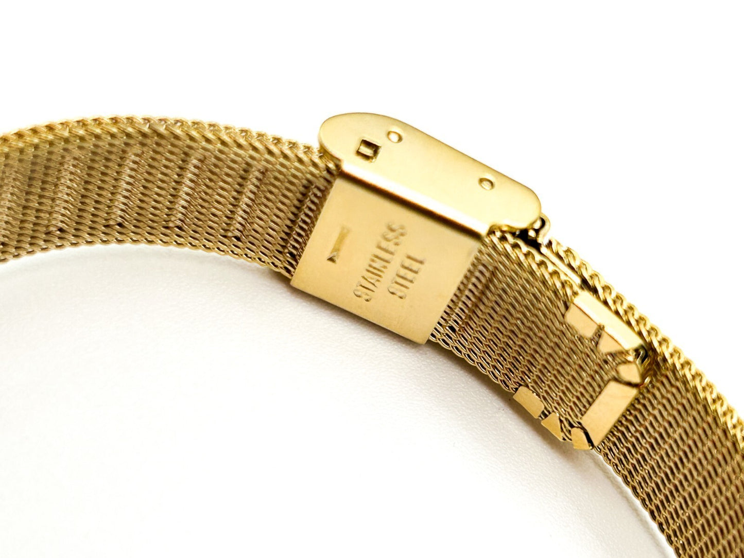 Vintage New LIP Classics Gold Tone Ladies Quartz Mesh Bracelet Watch Untested
