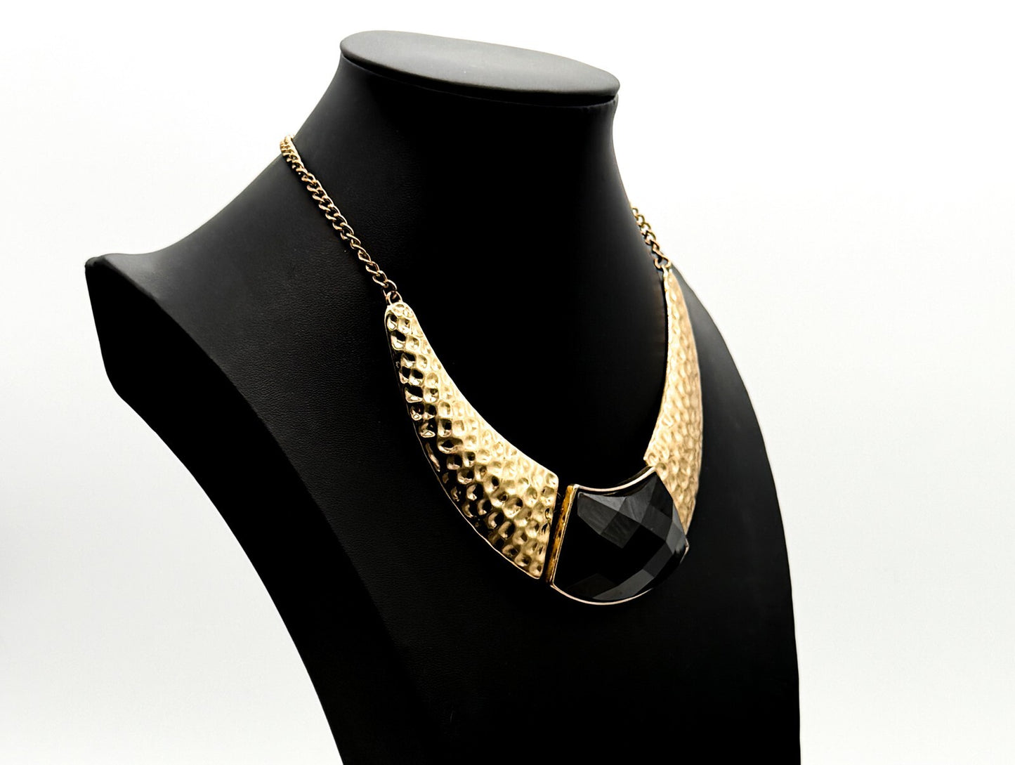 Gold Tone Hammered Collar Necklace with Black Faceted Acrylic Panel 13.5”