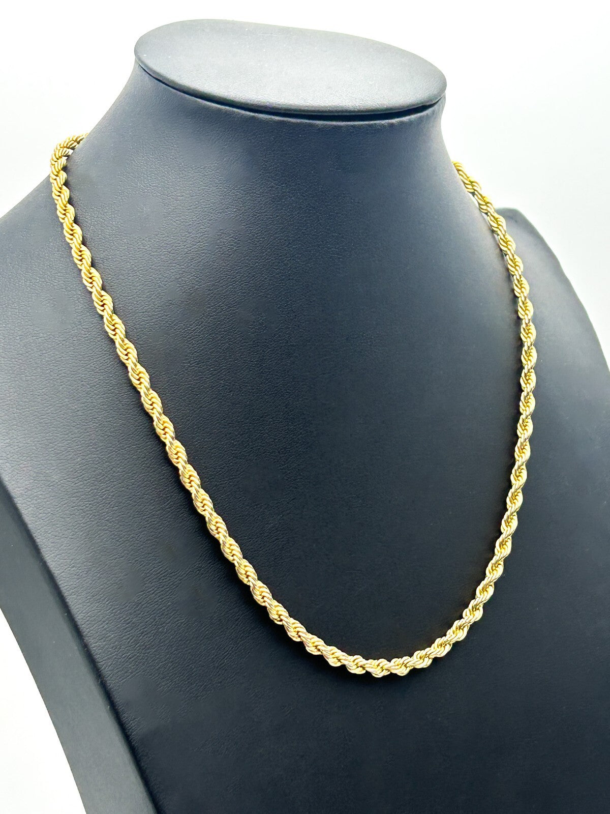 Gold Tone Rope Chain Necklace 18” Twisted Chain Minimal Classic Everyday