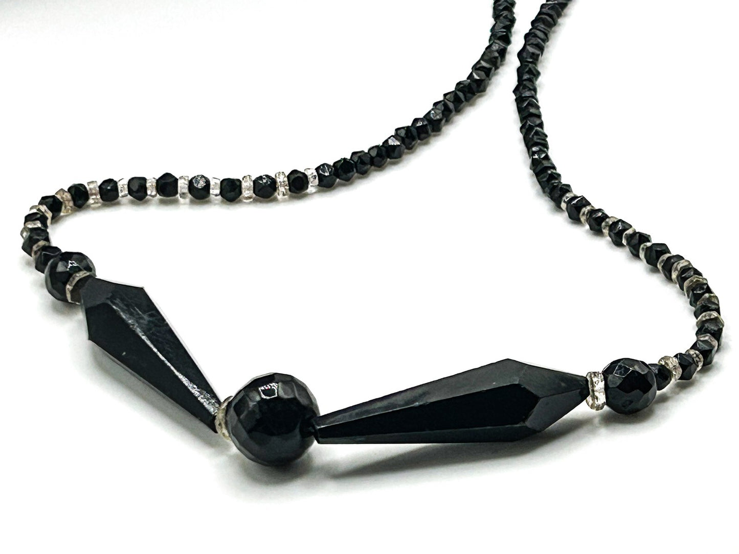 Vintage Faceted Black Mineral Composite Jet Style Necklace – 22in / 42g