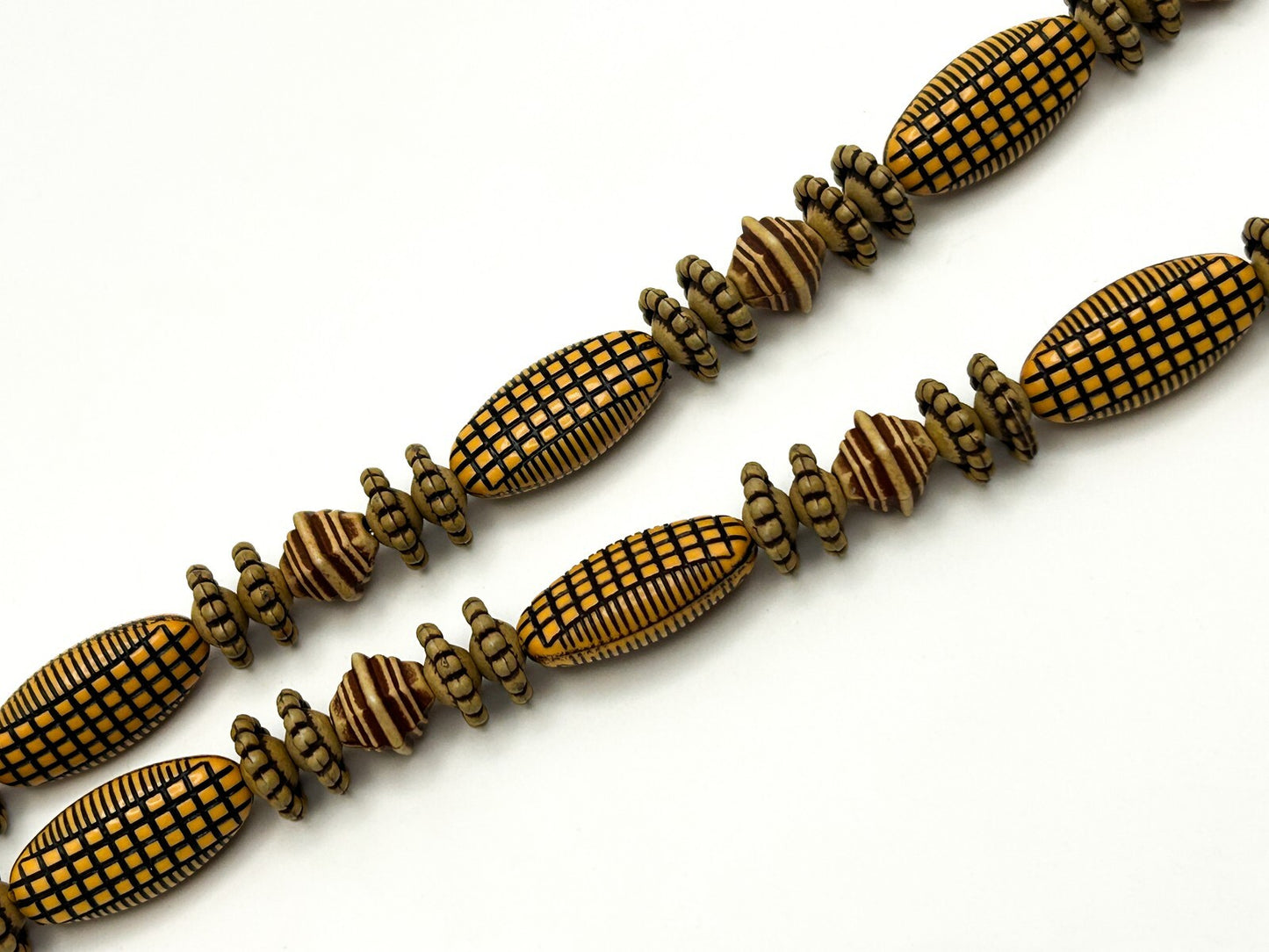 Recycled Plastic ‘Tortoise Home’ Beaded Necklace – Ghana Artisan