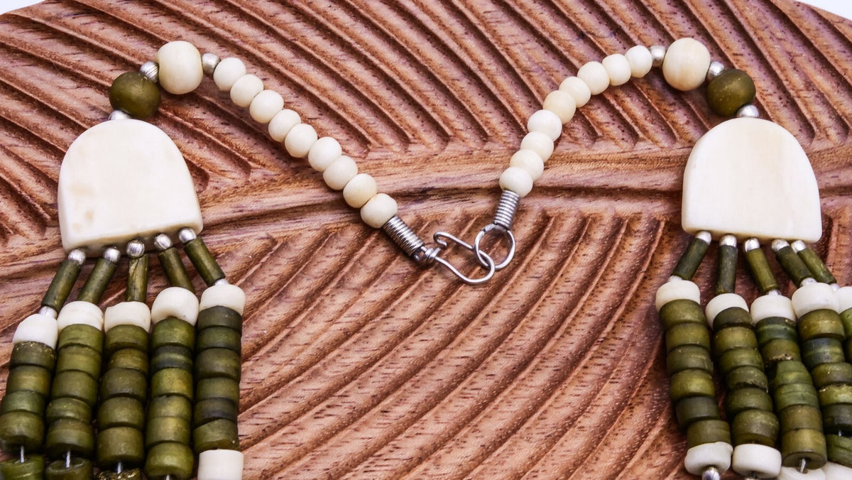 Vintage Boho Layered Bead Necklace - Green Cream Khaki Statement