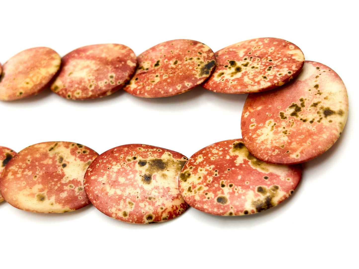 Red, Cream Olive/Brown Mottled Natural Overlapping Oval Disc Beaded Necklace