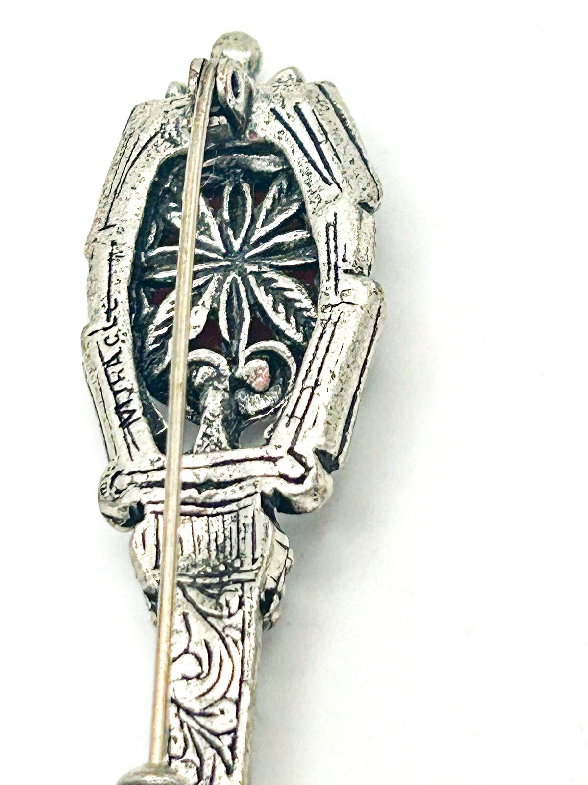 Scottish Signed MIRACLE Vintage Faux-Carnelian/Agate (Glass) Ornate Brooch