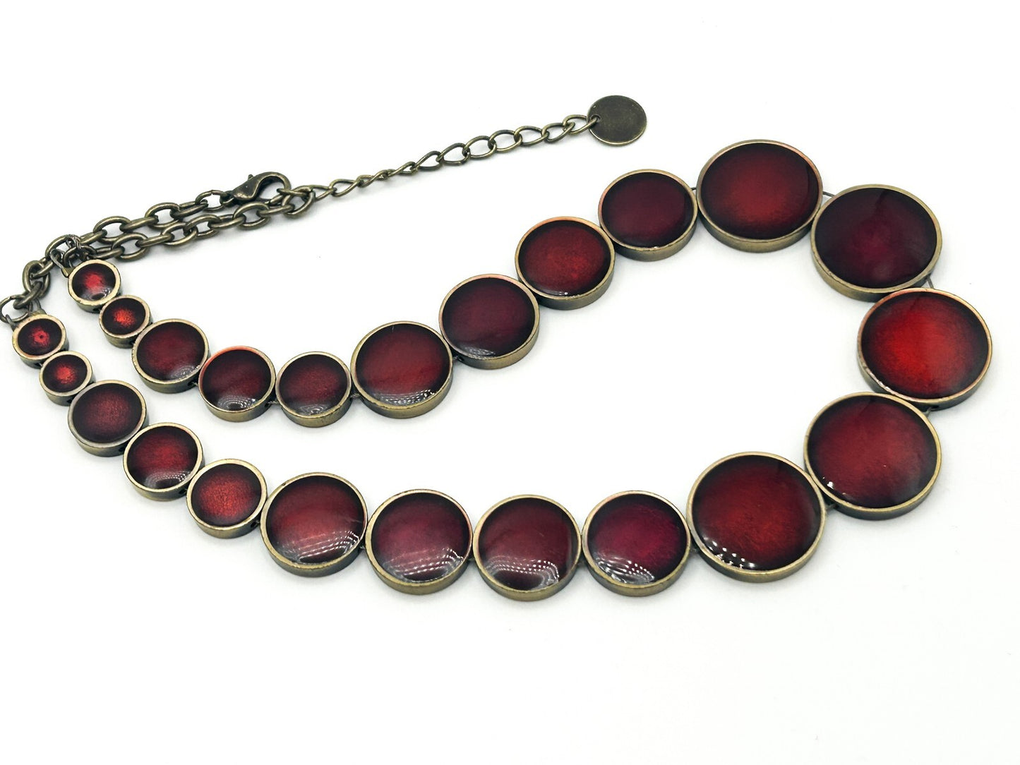 Graduated Red Resin Pearlescent / Metallic Disc Necklace