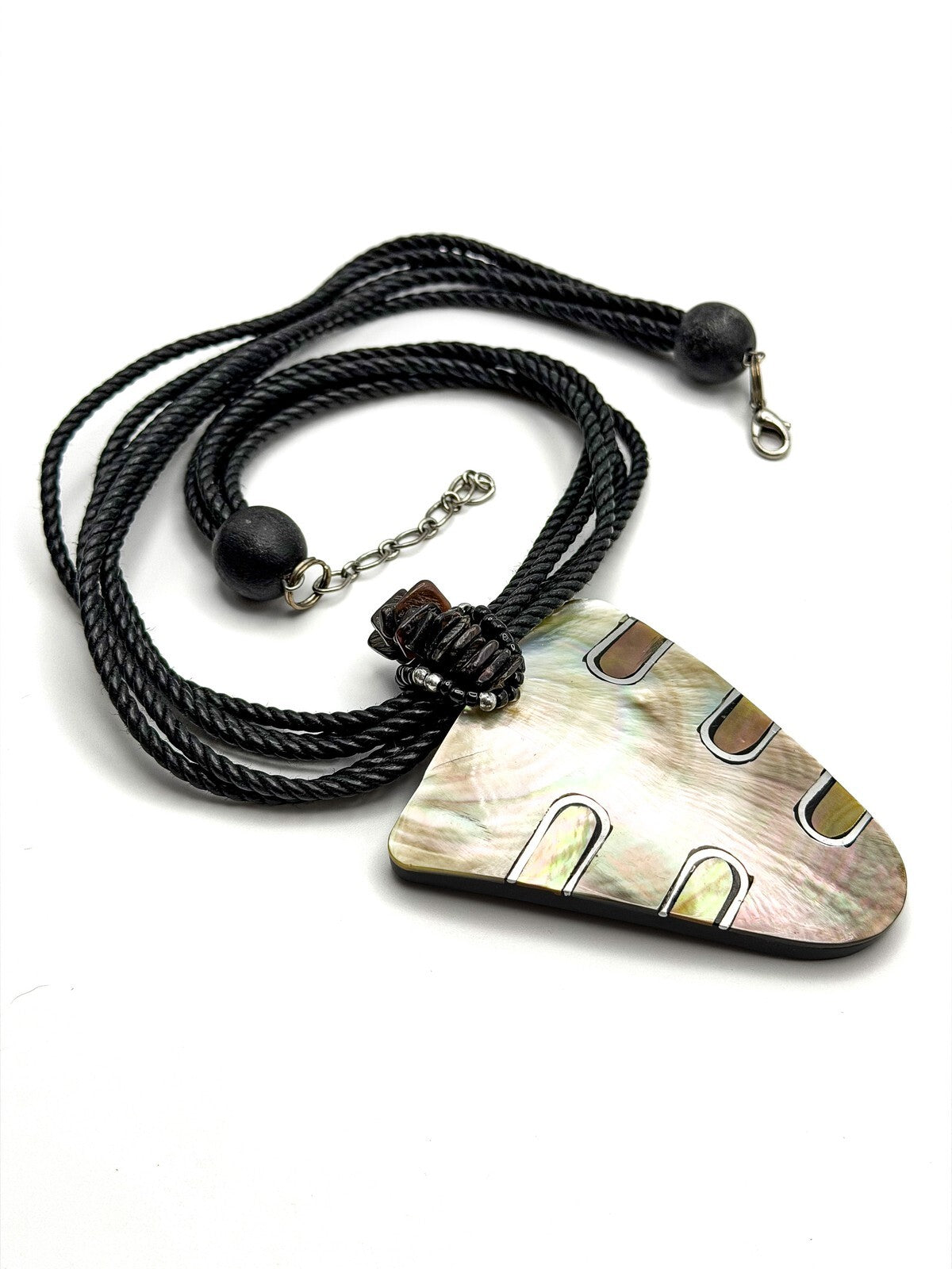 Mother of Pearl / Abelone & Acrylic Arrowhead Pendant Necklace on 5 Strand - 90s